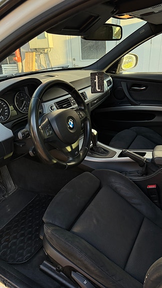 BMW 325d 6 of 9