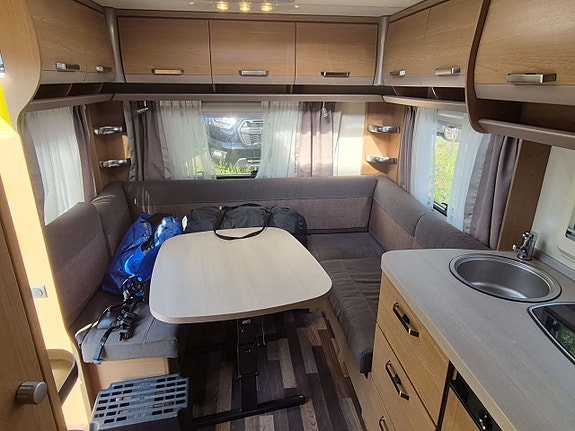 Knaus 450 FU Sport fint skick, fransk säng, mover 7 of 22