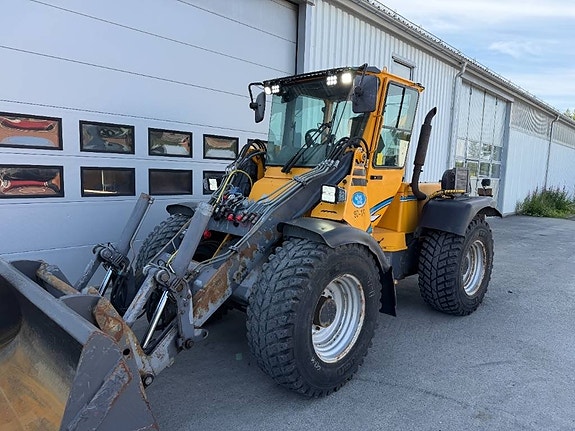 Wille 855C C44CR lastmaskin redskapsbärare 4 of 5