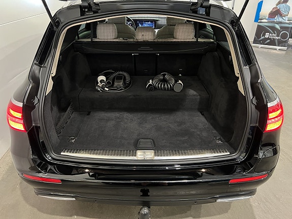 Mercedes-Benz E300 de 11 of 27