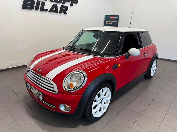 MINI Cooper 14 of 18