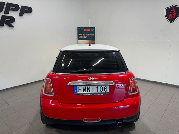 MINI Cooper 7 of 18