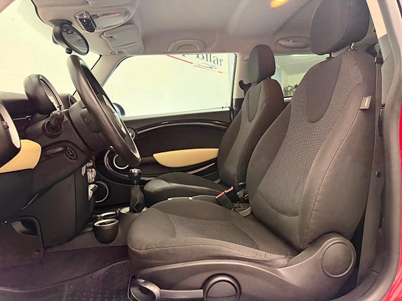 MINI Cooper 15 of 18