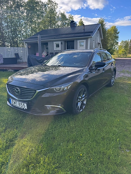 Mazda 6 4 of 4