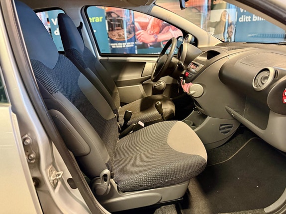 Peugeot 107 5 of 5
