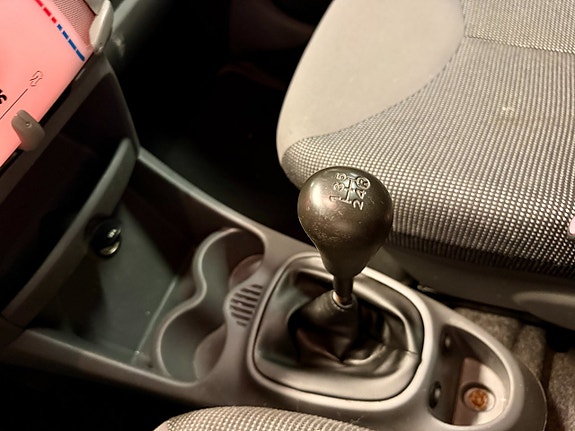 Peugeot 107 8 of 10