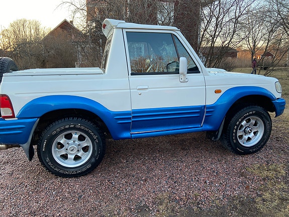 Hyundai Galloper 3 of 9