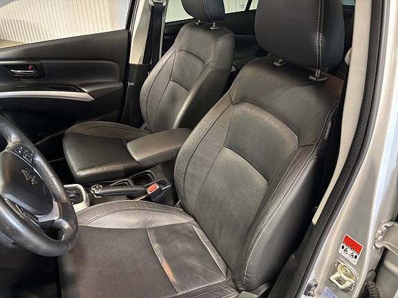 Suzuki S-Cross 7 of 12