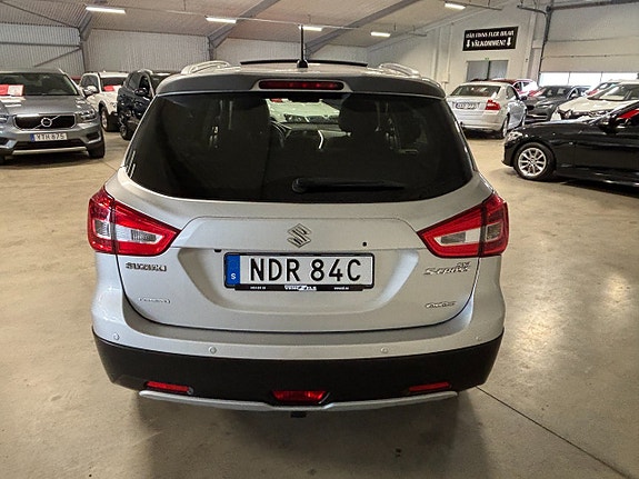 Suzuki S-Cross 5 of 5