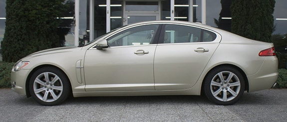 Jaguar XF 3 of 15