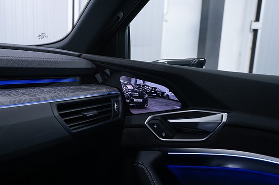 Audi e-tron 25 of 30
