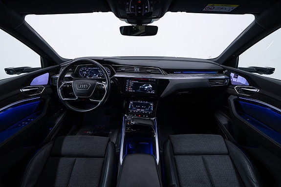 Audi e-tron 17 of 30
