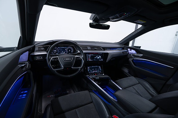 Audi e-tron 16 of 30