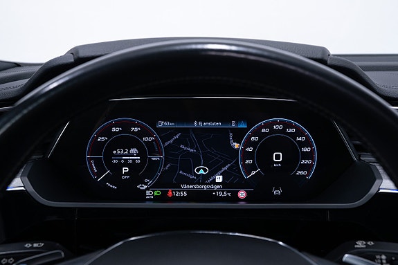 Audi e-tron 21 of 30