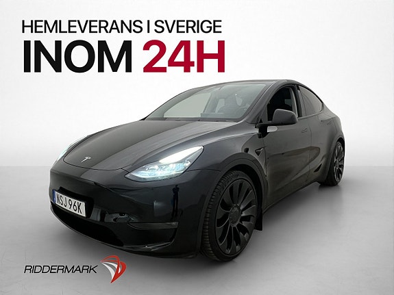 Tesla Model Y 4 of 5