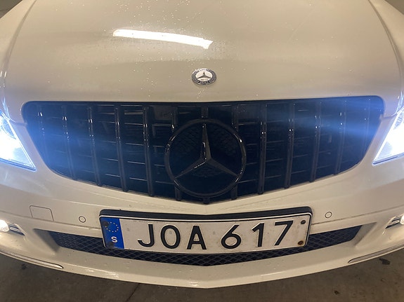 Mercedes-Benz C200 14 of 22
