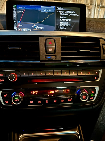 BMW 328i 6 of 6