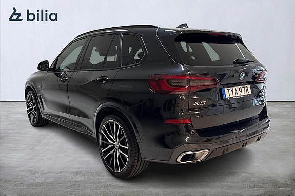 BMW X5 9 of 19