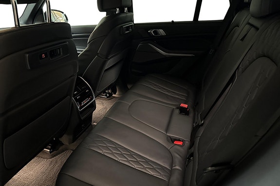 BMW X5 13 of 19