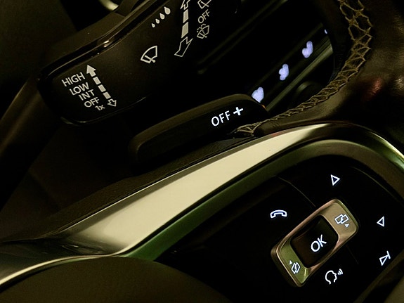 Volkswagen Golf VII 17 of 19
