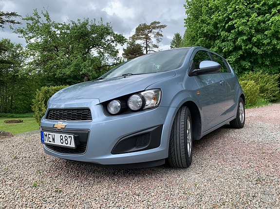 Chevrolet Aveo 2 of 13