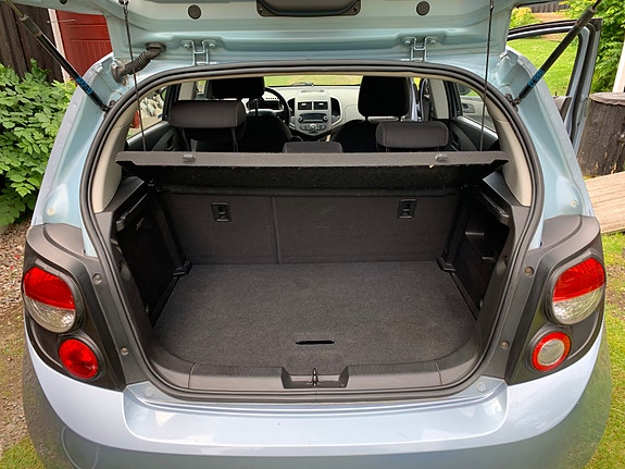 Chevrolet Aveo 13 of 13