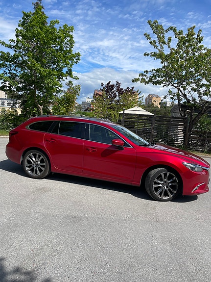 Mazda 6 3 of 5