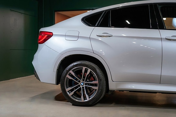 BMW X6 M 8 of 26
