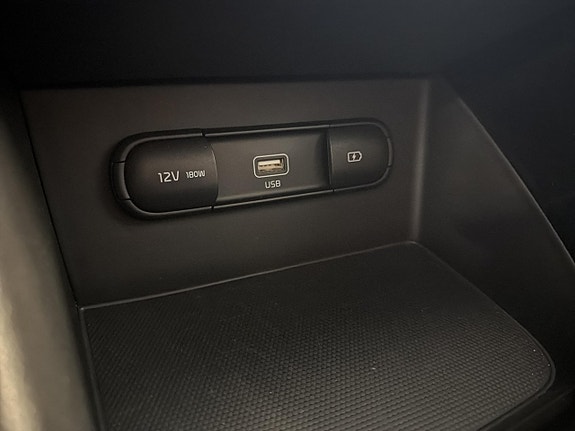 Kia Niro 25 of 25