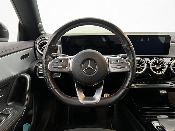 Mercedes-Benz CLA220 12 of 30
