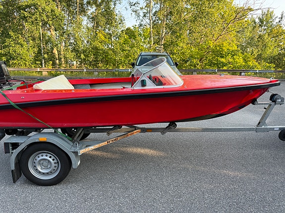 Ockelbo T14 40hk  - Tiki 80 Släp 5 of 5