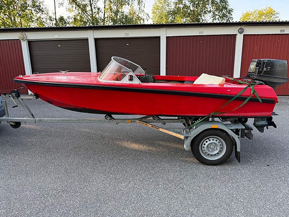 Ockelbo T14 40hk  - Tiki 80 Släp 4 of 5
