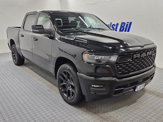 Dodge RAM 1500 5 of 16
