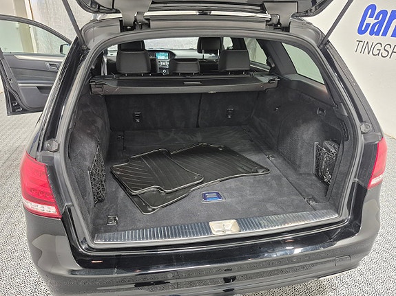 Mercedes-Benz E220 9 of 10
