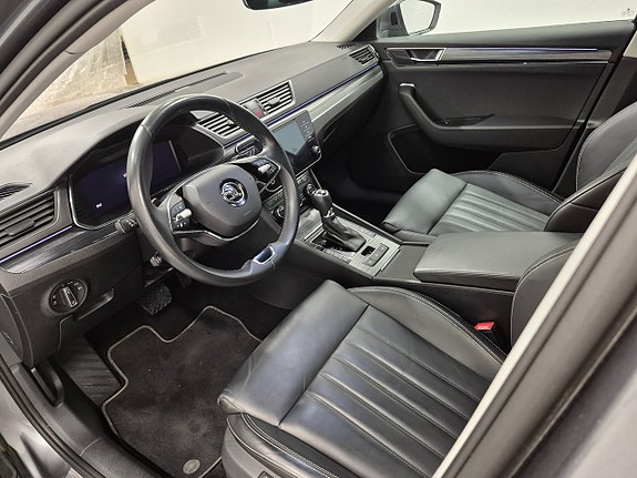 Skoda Superb 2 of 12