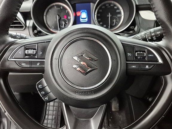 Suzuki Swift 9 of 10