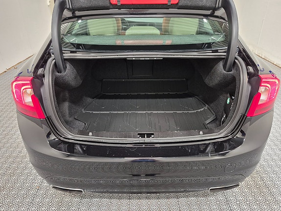 Volvo S60 7 of 7