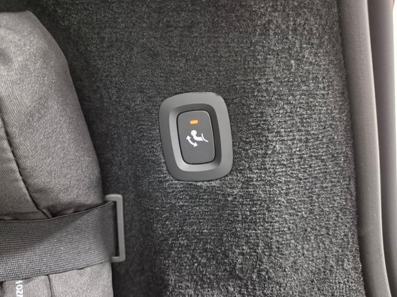 Volvo V90 10 of 11