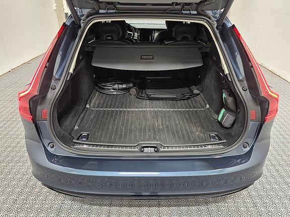 Volvo V90 11 of 11