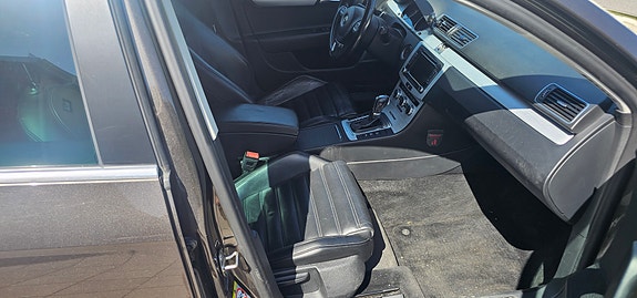 Volkswagen Passat Alltrack 5 of 5