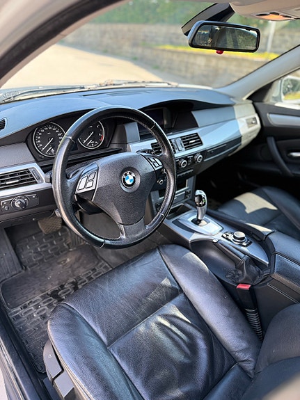 BMW 520d 6 of 8