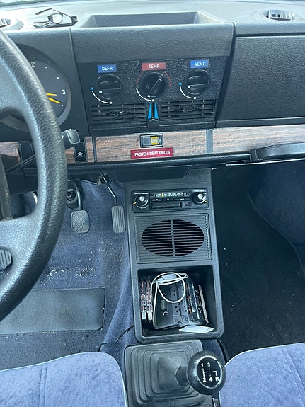 Saab 99 8 of 17
