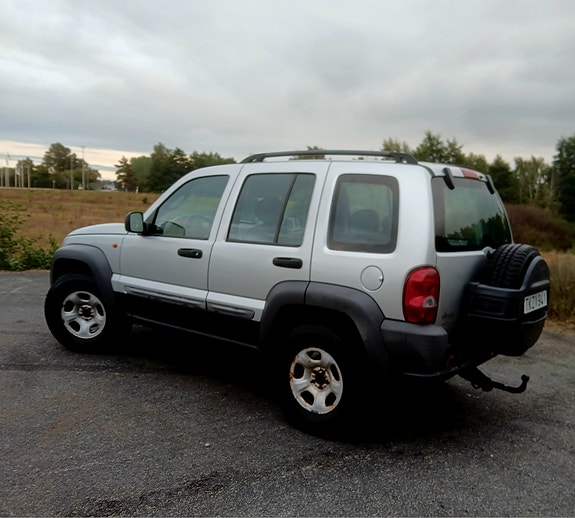 Jeep Cherokee 2 of 2