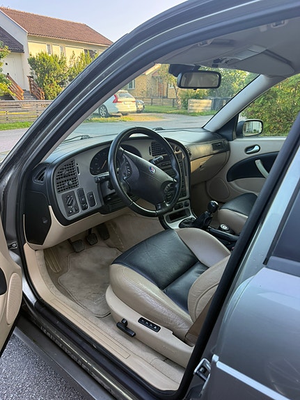Saab 9-5 7 of 9