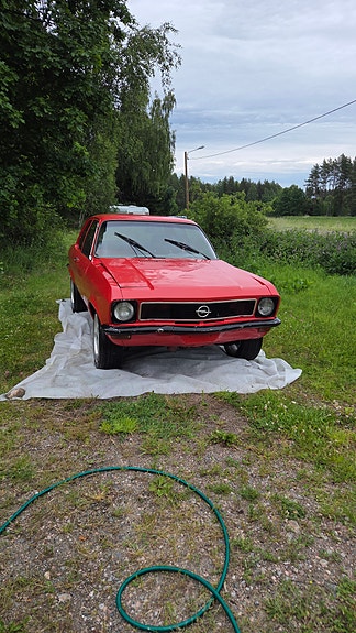 Opel Ascona 2 of 5