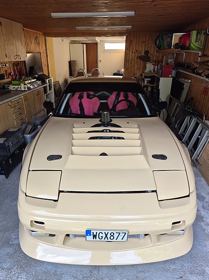 Nissan 200 SX 2 of 5