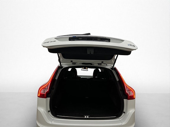 Volvo XC60 23 of 23