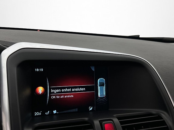 Volvo XC60 18 of 23