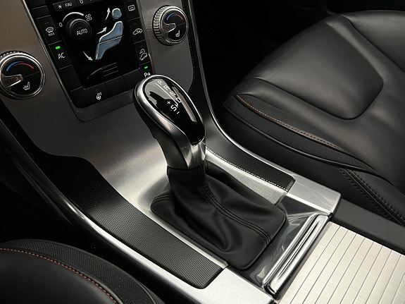 Volvo XC60 20 of 23