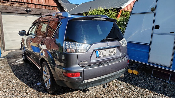 Mitsubishi Outlander 3 of 3
